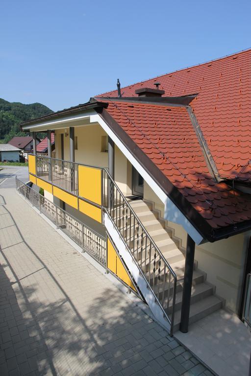 Apartments Veno Lasko Luaran gambar
