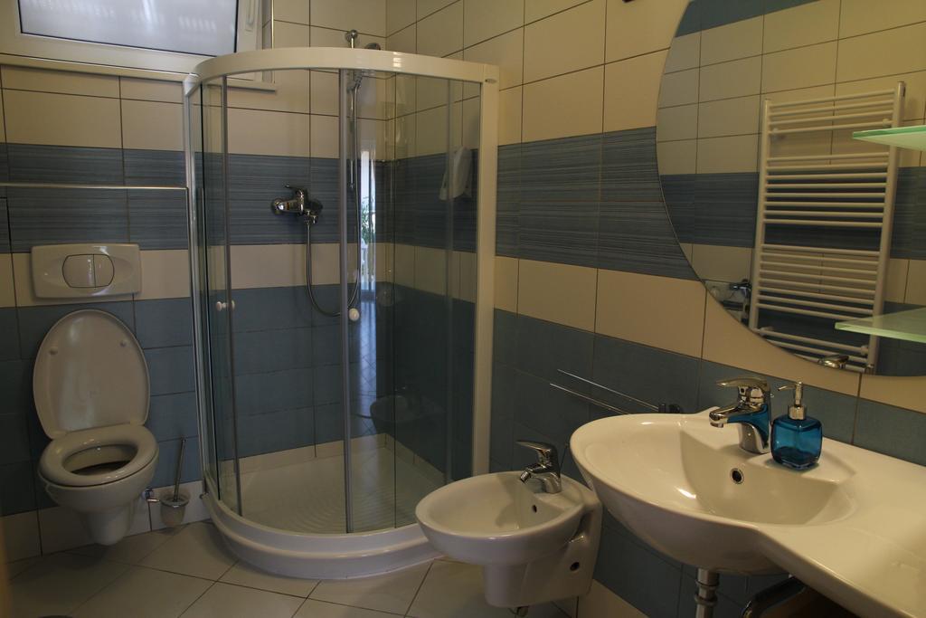 Apartments Veno Lasko Bilik gambar